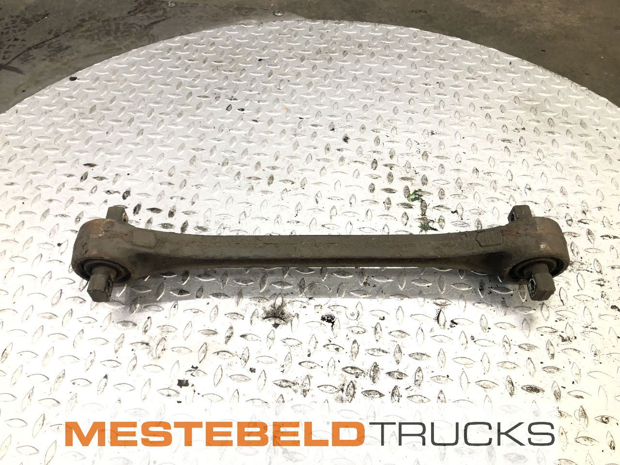 Volvo Reactiestang FH - Frame/ Chassis for Truck: picture 1 Volvo Reactiestang FH - Frame/ Chassis for Truck: picture 1