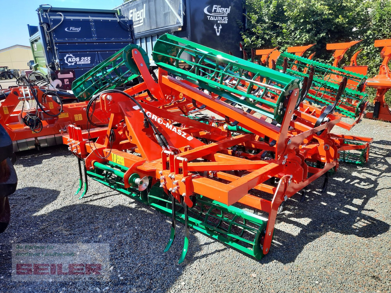 Agro-Masz AU 50 5m - Soil tillage equipment: picture 2 Agro-Masz AU 50 5m - Soil tillage equipment: picture 2