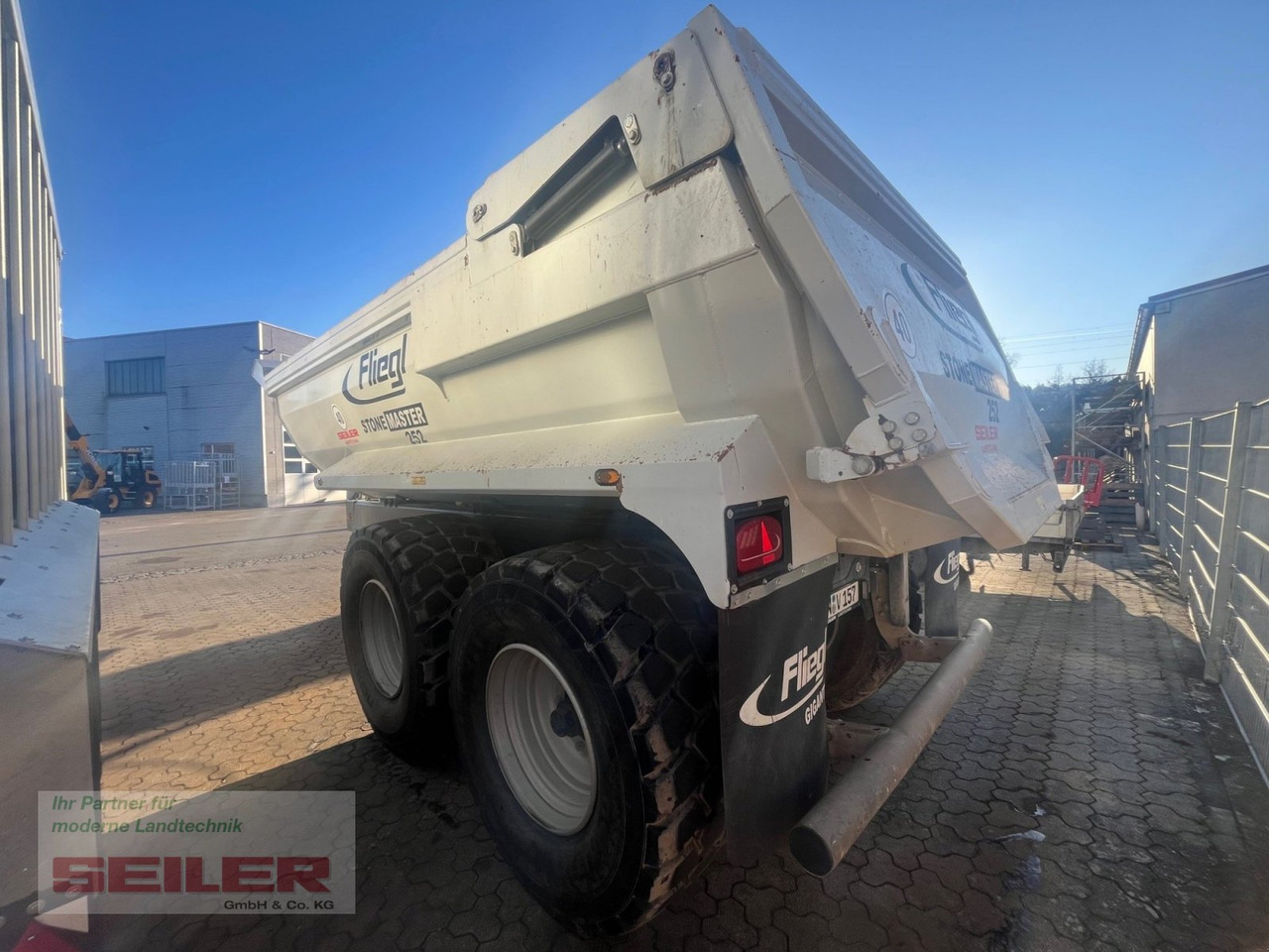 Fliegl Stone Master 252 Profi - Farm tipping trailer/ Dumper: picture 3 Fliegl Stone Master 252 Profi - Farm tipping trailer/ Dumper: picture 3