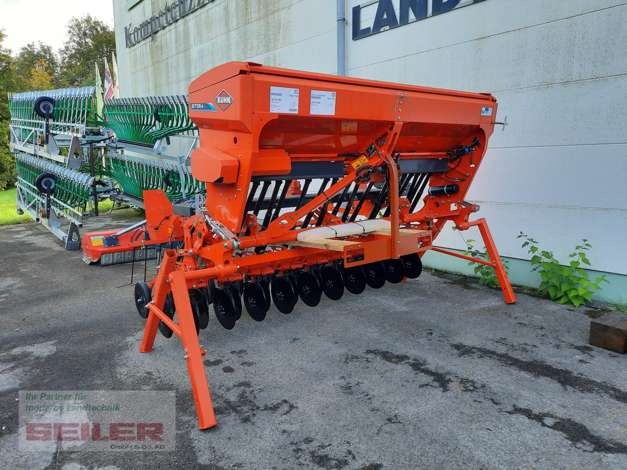 New Combine seed drill Kuhn HR 304 + Sitera 330-20E: picture 11