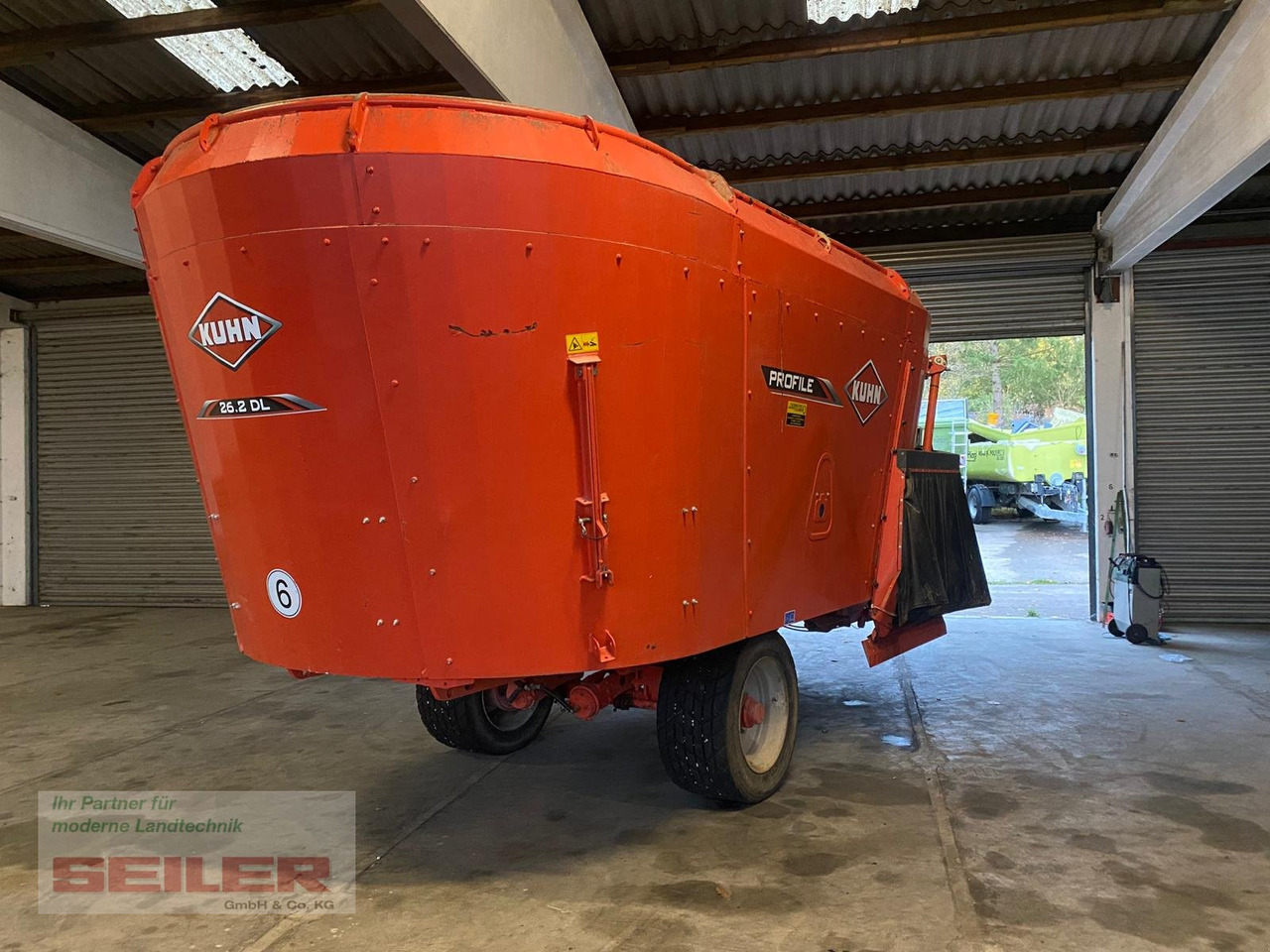 Kuhn Profile 26.2 DL - Forage mixer wagon: picture 3 Kuhn Profile 26.2 DL - Forage mixer wagon: picture 3