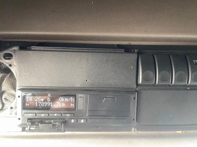 Tractor unit DAF CF 85.410 Automatic 2 Tanks: picture 12