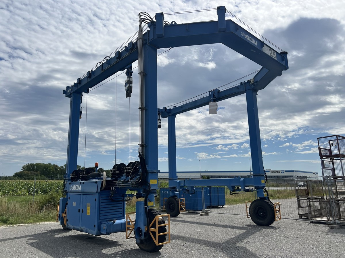 BHT 25 Marine Travellift 25t Diesel 2013 - Crane, Port equipment: picture 1 BHT 25 Marine Travellift 25t Diesel 2013 - Crane, Port equipment: picture 1