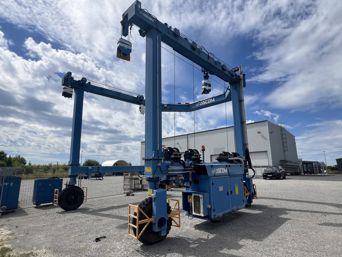 BHT 25 Marine Travellift 25t Diesel 2013 - Crane, Port equipment: picture 3 BHT 25 Marine Travellift 25t Diesel 2013 - Crane, Port equipment: picture 3