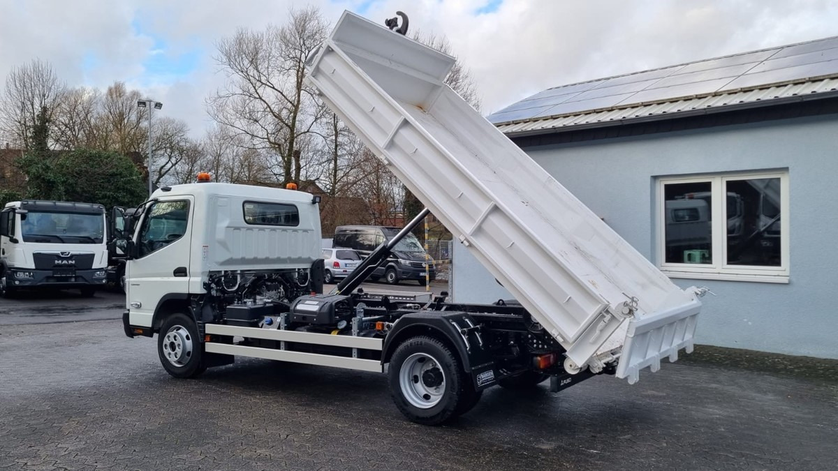 FUSO FUSO 9C18 Duonic City Abrollkipper GG 8.55t AHK - Hook lift truck: picture 3 FUSO FUSO 9C18 Duonic City Abrollkipper GG 8.55t AHK - Hook lift truck: picture 3