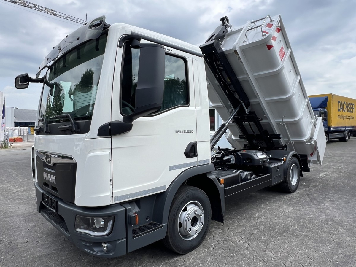 MAN TGL 12.250 BL NEU City Abrollkipper Tipmatik - Hook lift truck: picture 3 MAN TGL 12.250 BL NEU City Abrollkipper Tipmatik - Hook lift truck: picture 3
