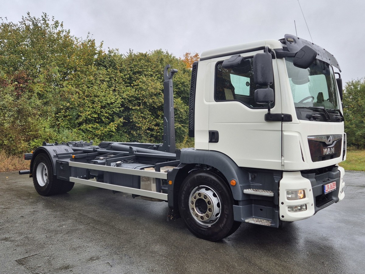 MAN TGM 18.320 BL 4x2 Abrollkipper Automatik - Crane truck, Dropside/ Flatbed truck: picture 4 MAN TGM 18.320 BL 4x2 Abrollkipper Automatik - Crane truck, Dropside/ Flatbed truck: picture 4