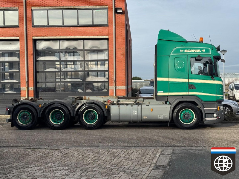 Scania R 490 MEILER HOOK 25t remote - Highline 8X4 / 4 - SPECIAL INTERIOR - Hook lift truck: picture 3 Scania R 490 MEILER HOOK 25t remote - Highline 8X4 / 4 - SPECIAL INTERIOR - Hook lift truck: picture 3