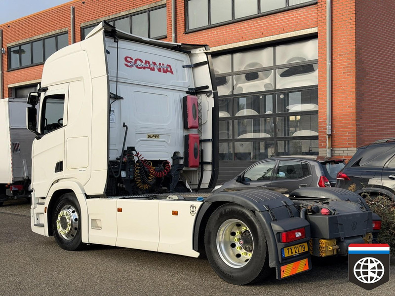 Scania R450 RETARDER - NIGHT A/C - STREAMLINE - GOOD TYRES - Tractor unit: picture 4 Scania R450 RETARDER - NIGHT A/C - STREAMLINE - GOOD TYRES - Tractor unit: picture 4