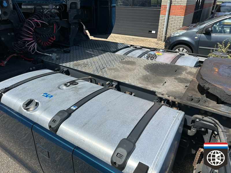 Scania S580 WB 3900 - HOLLAND TRUCK - 2X TANK - FULL AIR - RETARDER - Tractor unit: picture 5 Scania S580 WB 3900 - HOLLAND TRUCK - 2X TANK - FULL AIR - RETARDER - Tractor unit: picture 5