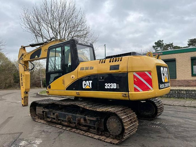 Caterpillar 323DL - 323 DL - 323D - Excavator: picture 2 Caterpillar 323DL - 323 DL - 323D - Excavator: picture 2