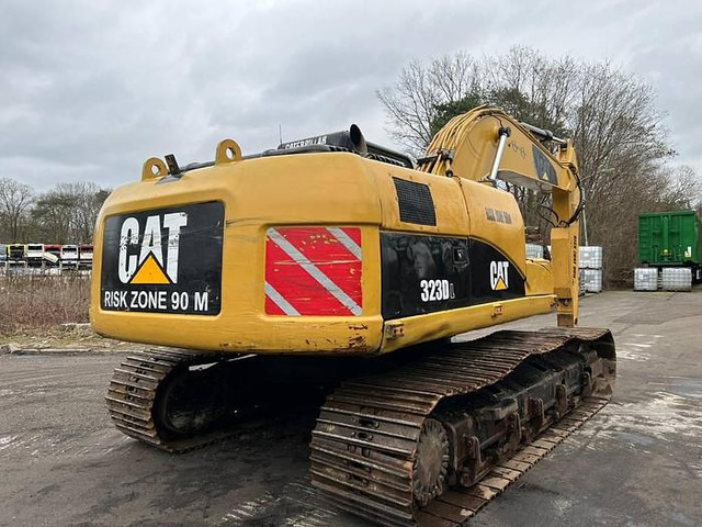 Caterpillar 323DL - 323 DL - 323D - Excavator: picture 4 Caterpillar 323DL - 323 DL - 323D - Excavator: picture 4