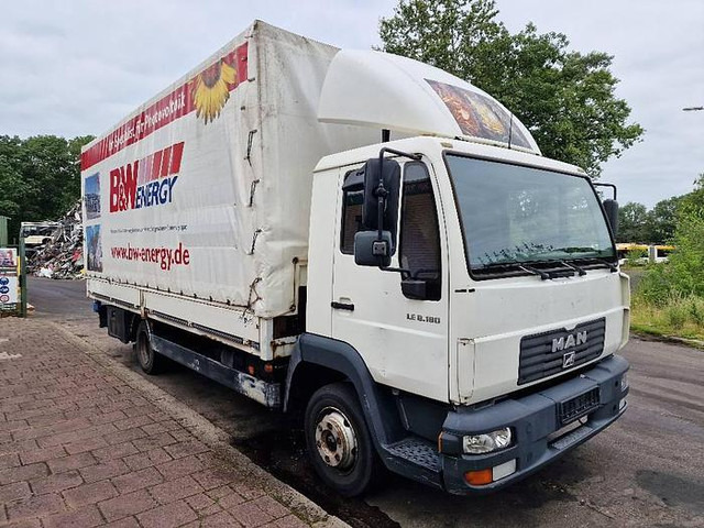 MAN L2000 LE 8.180 - Curtainsider truck: picture 3 MAN L2000 LE 8.180 - Curtainsider truck: picture 3