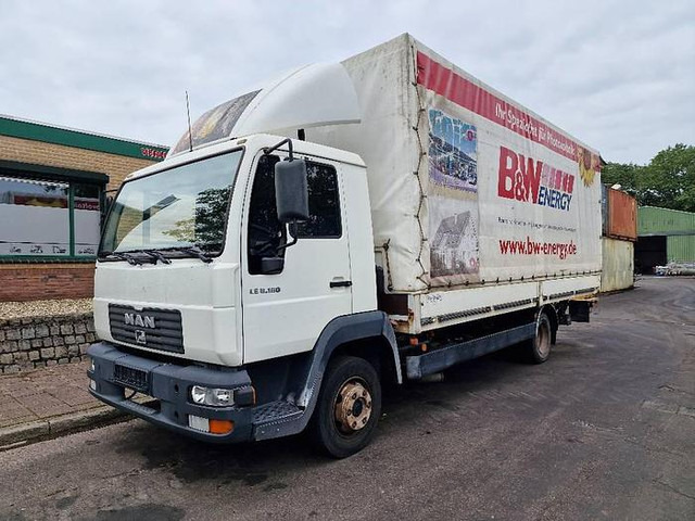 MAN L2000 LE 8.180 - Curtainsider truck: picture 1 MAN L2000 LE 8.180 - Curtainsider truck: picture 1