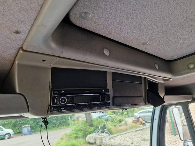 Curtainsider truck MAN L2000 LE 8.180: picture 18