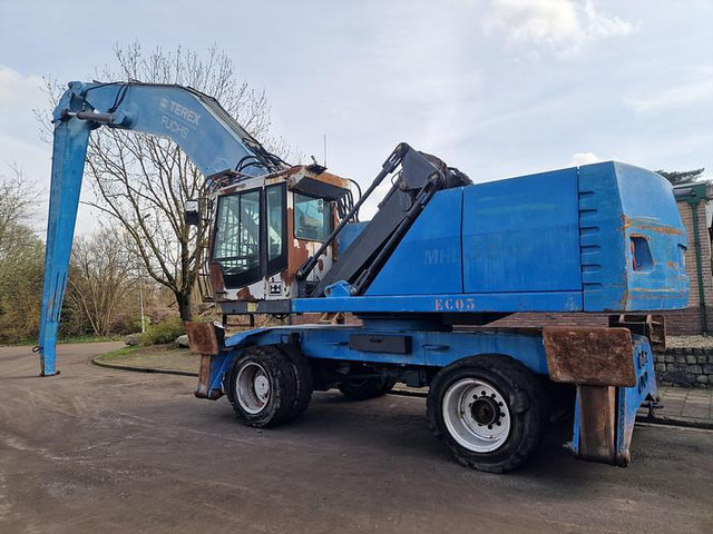 Terex FUCHS MHL 360 - Waste/ Industry handler: picture 2 Terex FUCHS MHL 360 - Waste/ Industry handler: picture 2