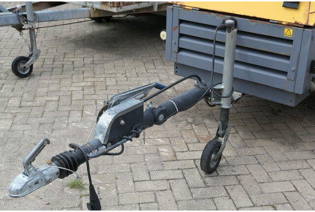 Atlas-Copco XAS 67, Kompressor, Deutz, Wenig Std., TOP - Air compressor: picture 2 Atlas-Copco XAS 67, Kompressor, Deutz, Wenig Std., TOP - Air compressor: picture 2