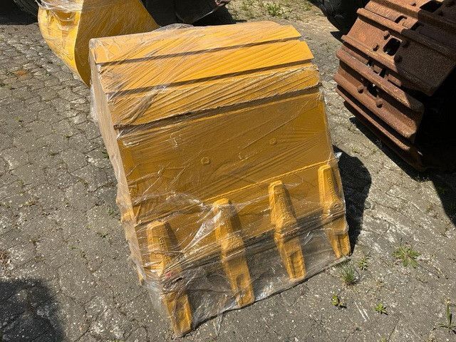 New Crawler excavator CAT longReachBoom Passend für Cat 320/ 323 B/C/D: picture 6