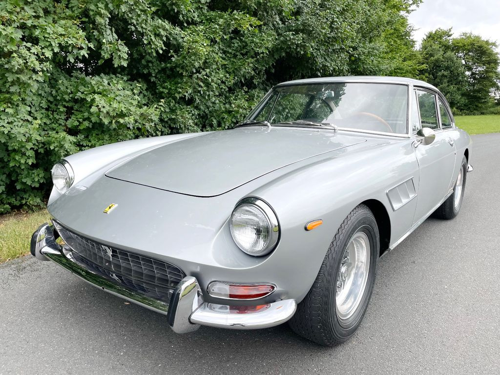 Ferrari 330 GT Coupe 2+2/TÜV neu/H-Zulassung - Car: picture 3 Ferrari 330 GT Coupe 2+2/TÜV neu/H-Zulassung - Car: picture 3