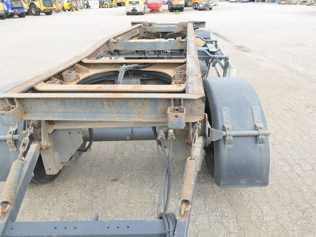 Hüffermann HSA 18.70, Container, Schlitten, SAF, Luftfed. Hüffermann HSA 18.70, Container, Schlitten, SAF, Luftfed. - Roll-off/ Skip trailer: picture 5 Hüffermann HSA 18.70, Container, Schlitten, SAF, Luftfed. Hüffermann HSA 18.70, Container, Schlitten, SAF, Luftfed. - Roll-off/ Skip trailer: picture 5
