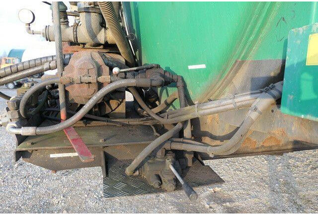 LINDNER & Fischer TSA 27 VA, Gülle, Vakuum,27m³ - Vacuum truck: picture 4 LINDNER & Fischer TSA 27 VA, Gülle, Vakuum,27m³ - Vacuum truck: picture 4