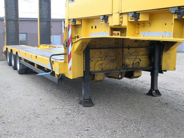 Langendorf SATUE 30-9,0, Gelenkt, Hydr. Rampen, Alu-Felgen - Low loader semi-trailer: picture 3 Langendorf SATUE 30-9,0, Gelenkt, Hydr. Rampen, Alu-Felgen - Low loader semi-trailer: picture 3