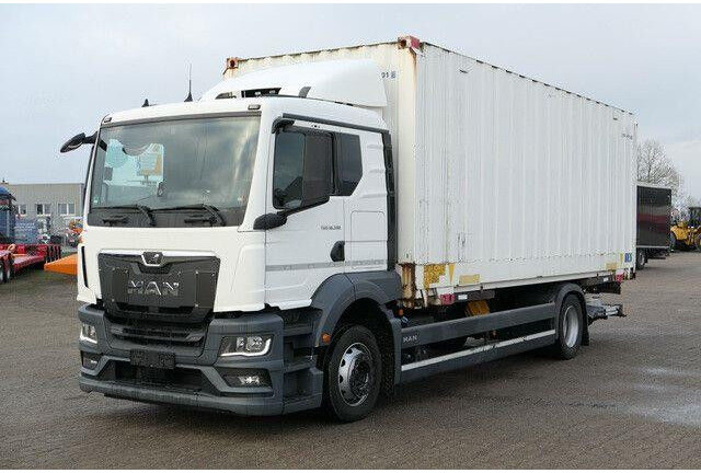 MAN 18.330 TGS 4x2, BDF, LBW, AHK, Intarder, Klima - Cab chassis truck: picture 2 MAN 18.330 TGS 4x2, BDF, LBW, AHK, Intarder, Klima - Cab chassis truck: picture 2