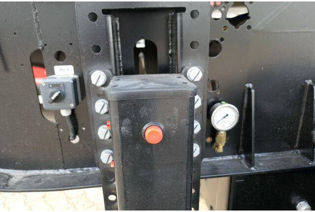 Mega MNW, Stahl, 25m³, Luft-Lift, anliegende Klappe - Tipper semi-trailer: picture 5 Mega MNW, Stahl, 25m³, Luft-Lift, anliegende Klappe - Tipper semi-trailer: picture 5