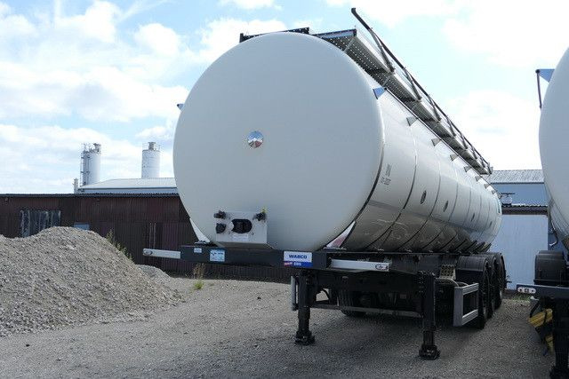 Menci SA 105, isoliert, 32m³, 4 Kammern, Alu-Felgen - Tank semi-trailer: picture 4 Menci SA 105, isoliert, 32m³, 4 Kammern, Alu-Felgen - Tank semi-trailer: picture 4