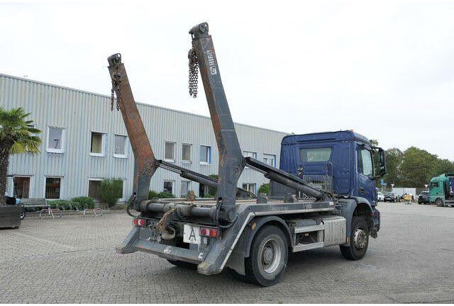 Mercedes-Benz 1832 K Arocs 4x2, Hiab SLT 140, teleskop., Klima - Cable system truck: picture 4 Mercedes-Benz 1832 K Arocs 4x2, Hiab SLT 140, teleskop., Klima - Cable system truck: picture 4