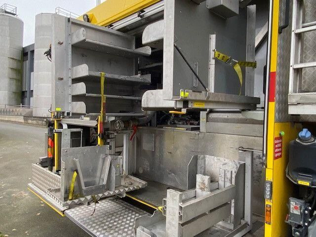 Mercedes-Benz 1833 Axor 4x4,Palfinger PK8502,Allrad,Seilwinde - Fire truck: picture 5 Mercedes-Benz 1833 Axor 4x4,Palfinger PK8502,Allrad,Seilwinde - Fire truck: picture 5