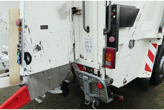 Mercedes-Benz 2532 L Actros 6x2, Faun, Variopress, Zöller, AC - Garbage truck: picture 5 Mercedes-Benz 2532 L Actros 6x2, Faun, Variopress, Zöller, AC - Garbage truck: picture 5