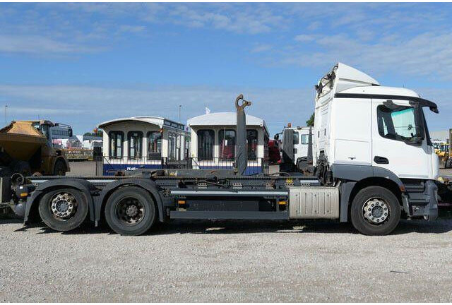Mercedes-Benz 2543 L Actros 6x2, Meiller RK 21.70, Lenk-Lift - Hook lift truck: picture 2 Mercedes-Benz 2543 L Actros 6x2, Meiller RK 21.70, Lenk-Lift - Hook lift truck: picture 2