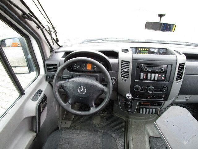 Mercedes-Benz 516 CDI Sprinter, Euro 6, 17 Sitze, Aut., Rampe - Minibus, Passenger van: picture 4 Mercedes-Benz 516 CDI Sprinter, Euro 6, 17 Sitze, Aut., Rampe - Minibus, Passenger van: picture 4