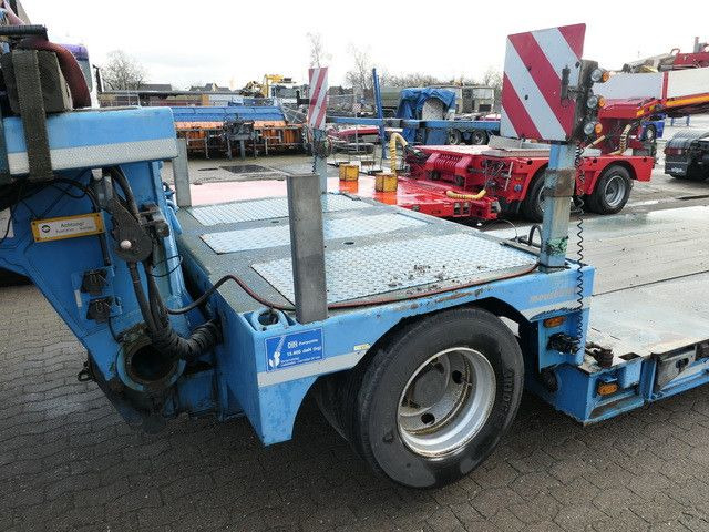 Meusburger MTS 3, Ausziehbar, Verbreiterbar, Tiefbett, Lift - Low loader semi-trailer: picture 4 Meusburger MTS 3, Ausziehbar, Verbreiterbar, Tiefbett, Lift - Low loader semi-trailer: picture 4