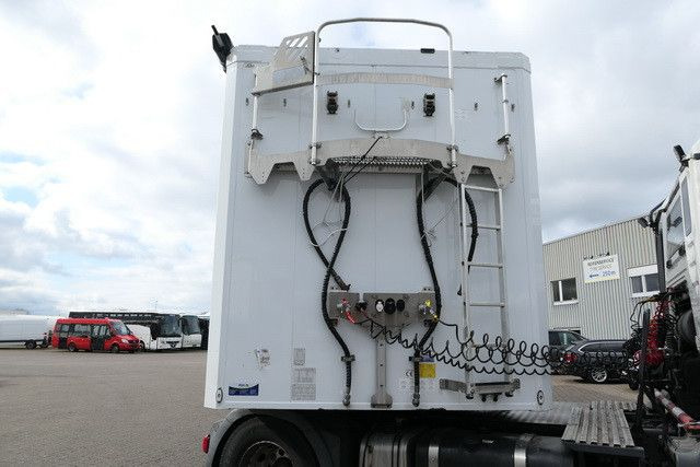 Schwarzmüller J-Serie, 10mm Boden, Funk, Luft-Lift, SAF, 92m³ - Walking floor semi-trailer: picture 3 Schwarzmüller J-Serie, 10mm Boden, Funk, Luft-Lift, SAF, 92m³ - Walking floor semi-trailer: picture 3