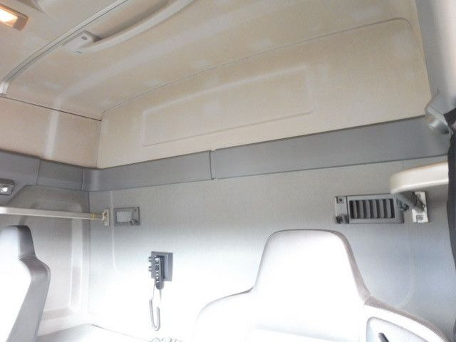 New Tractor unit Renault T 480 4x2, Klima, Schlafliege, 2x Tank, Navi: picture 10
