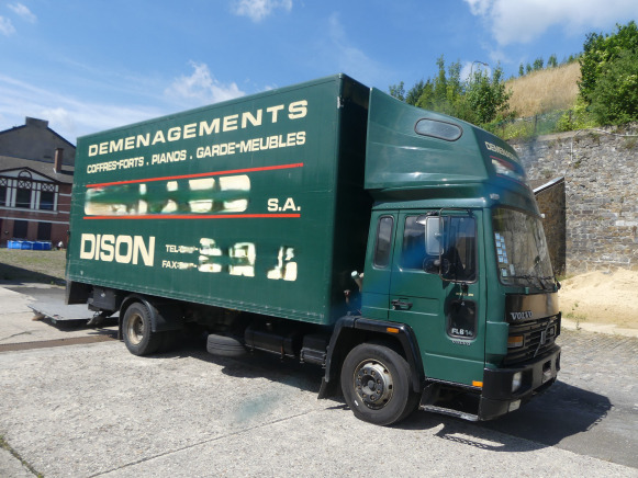 Camion de déménagement avec haillon arrière Volvo FL6-140 (1986-451.079 km-VIN:YB1E6AXGB405329) - Box truck: picture 2 Camion de déménagement avec haillon arrière Volvo FL6-140 (1986-451.079 km-VIN:YB1E6AXGB405329) - Box truck: picture 2