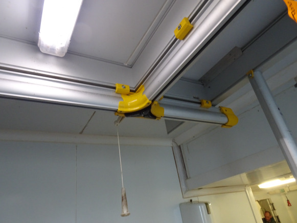 Penderie - rails inox - Food processing equipment: picture 2 Penderie - rails inox - Food processing equipment: picture 2