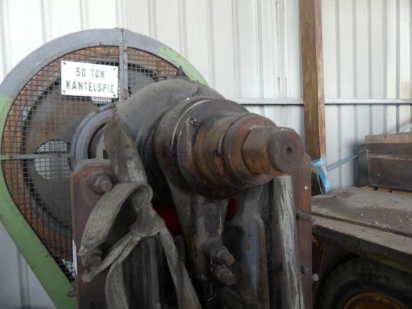Presse excentrique Raskin R4 - Metalworking machinery: picture 3 Presse excentrique Raskin R4 - Metalworking machinery: picture 3