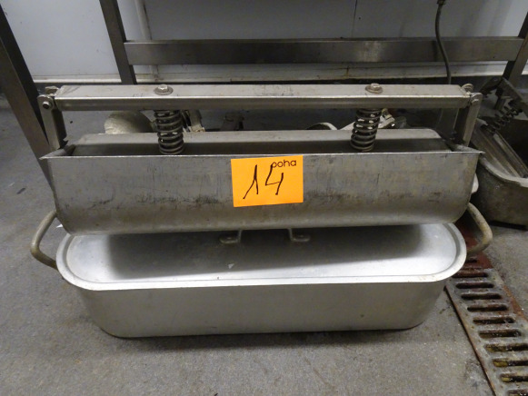 Presse pour hamburger - Food processing equipment: picture 1 Presse pour hamburger - Food processing equipment: picture 1