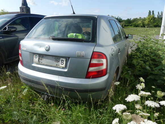 Voiture Skoda Fabia (2004-189.523 km) - Car: picture 4 Voiture Skoda Fabia (2004-189.523 km) - Car: picture 4