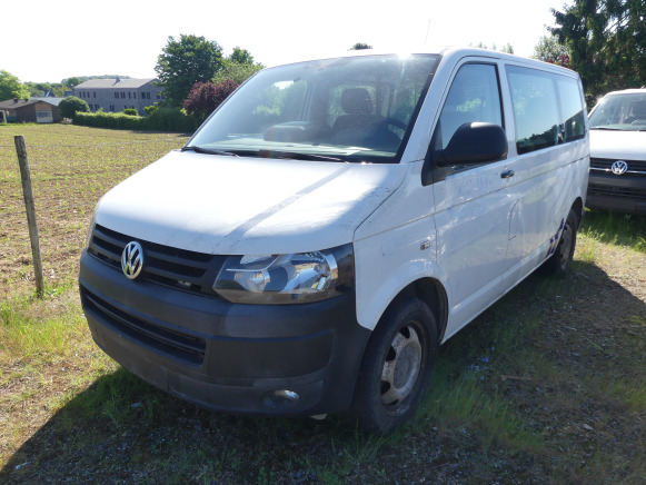 Voiture Volkswagen Kombi (2014-266.962 km) - Car: picture 1 Voiture Volkswagen Kombi (2014-266.962 km) - Car: picture 1