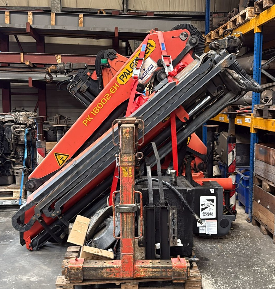 PALFINGER PK 18002-EH C, year 2013, remote control, 3197 hours - Truck mounted crane: picture 2 PALFINGER PK 18002-EH C, year 2013, remote control, 3197 hours - Truck mounted crane: picture 2