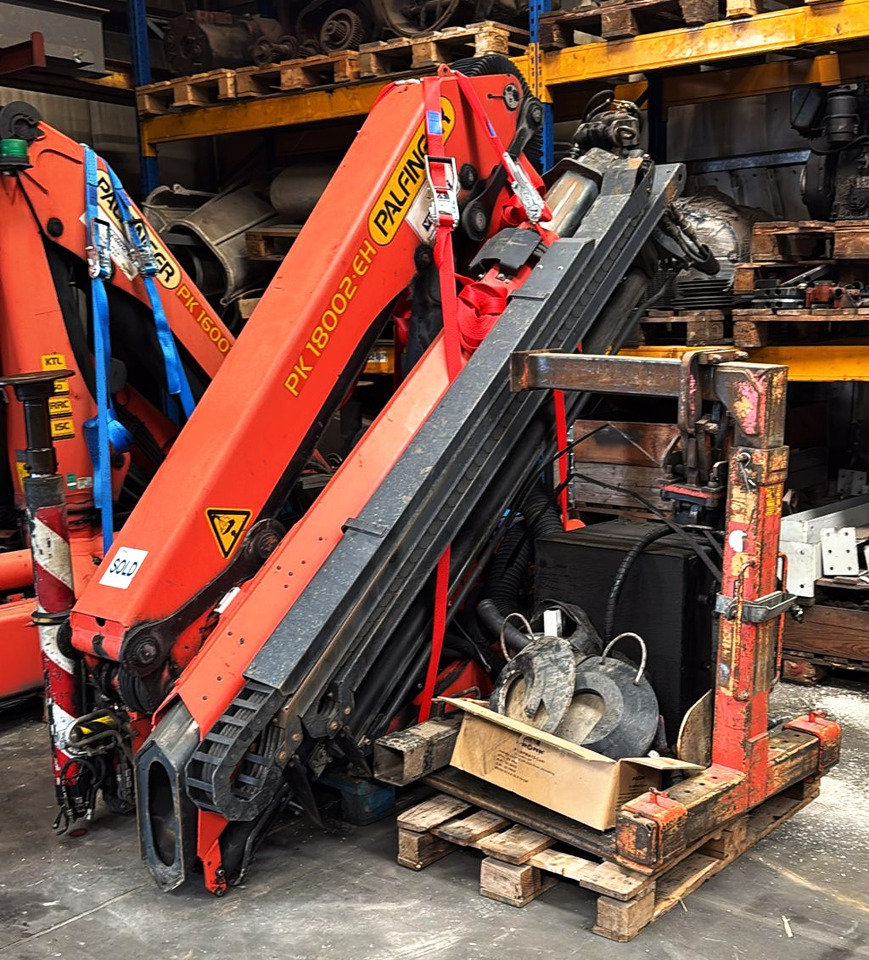 PALFINGER PK 18002-EH C, year 2013, remote control, 3197 hours - Truck mounted crane: picture 1 PALFINGER PK 18002-EH C, year 2013, remote control, 3197 hours - Truck mounted crane: picture 1