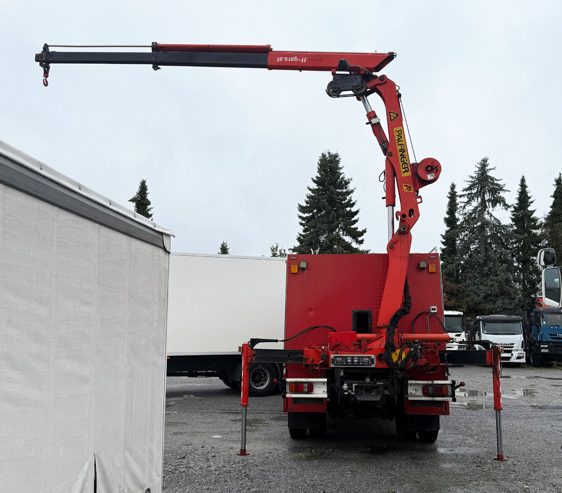 PALFINGER PK 7000 A crane with winch, Ladekran mit Seilwinde - Truck mounted crane: picture 1 PALFINGER PK 7000 A crane with winch, Ladekran mit Seilwinde - Truck mounted crane: picture 1