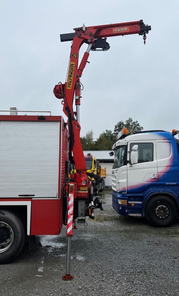 PALFINGER PK 7000 A crane with winch, Ladekran mit Seilwinde - Truck mounted crane: picture 3 PALFINGER PK 7000 A crane with winch, Ladekran mit Seilwinde - Truck mounted crane: picture 3