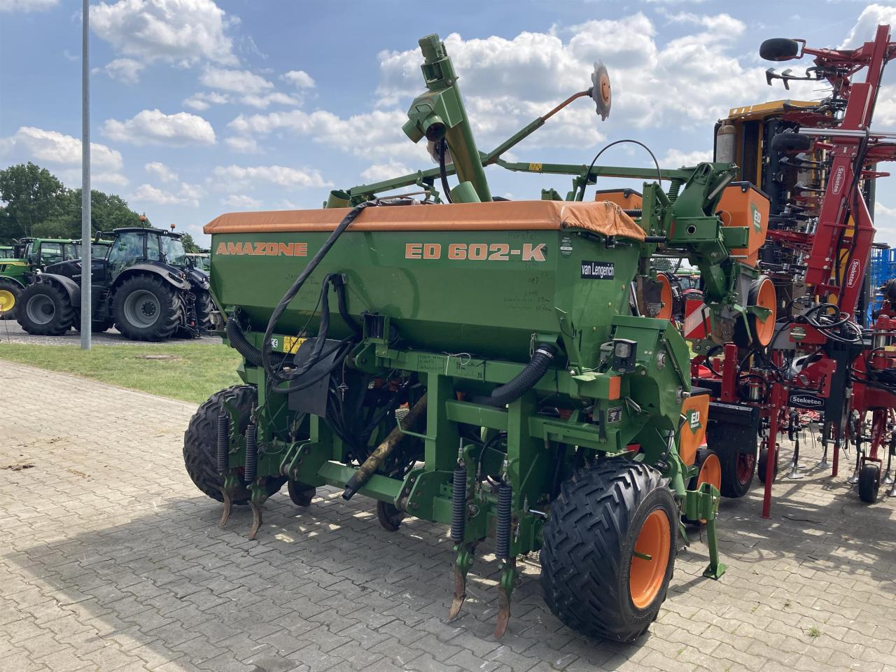 Amazone ED602K - Precision sowing machine: picture 1 Amazone ED602K - Precision sowing machine: picture 1