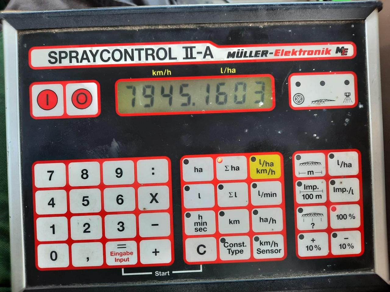 Amazone UG 3000 - Trailed sprayer: picture 5 Amazone UG 3000 - Trailed sprayer: picture 5