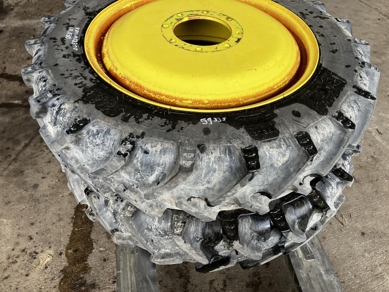 BKT 270/95R32 - Tire for Agricultural machinery: picture 4 BKT 270/95R32 - Tire for Agricultural machinery: picture 4